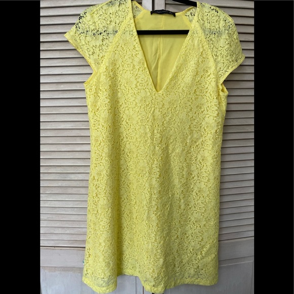 Zara Dresses & Skirts - Zara Dress